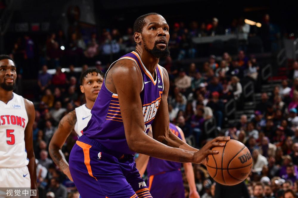 俱乐部与球 俱乐部与球