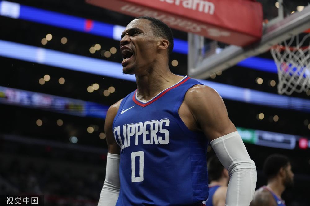 利球场在翻 利球场在翻